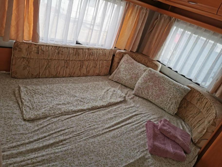 Sea Caravan On The Beach 希典 外观 照片