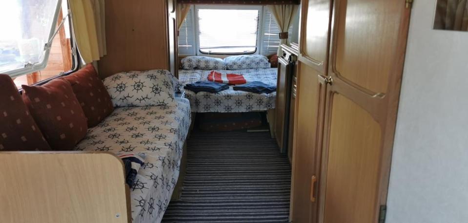 Sea Caravan On The Beach 希典 外观 照片