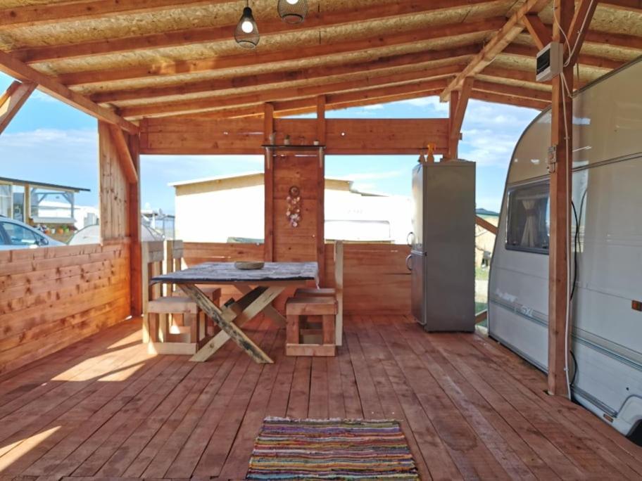 Sea Caravan On The Beach 希典 外观 照片