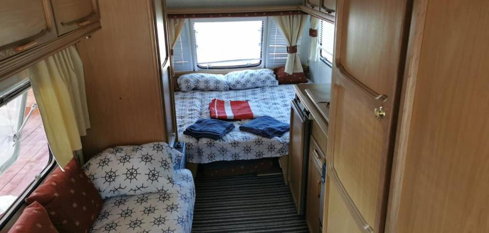 Sea Caravan On The Beach 希典 外观 照片
