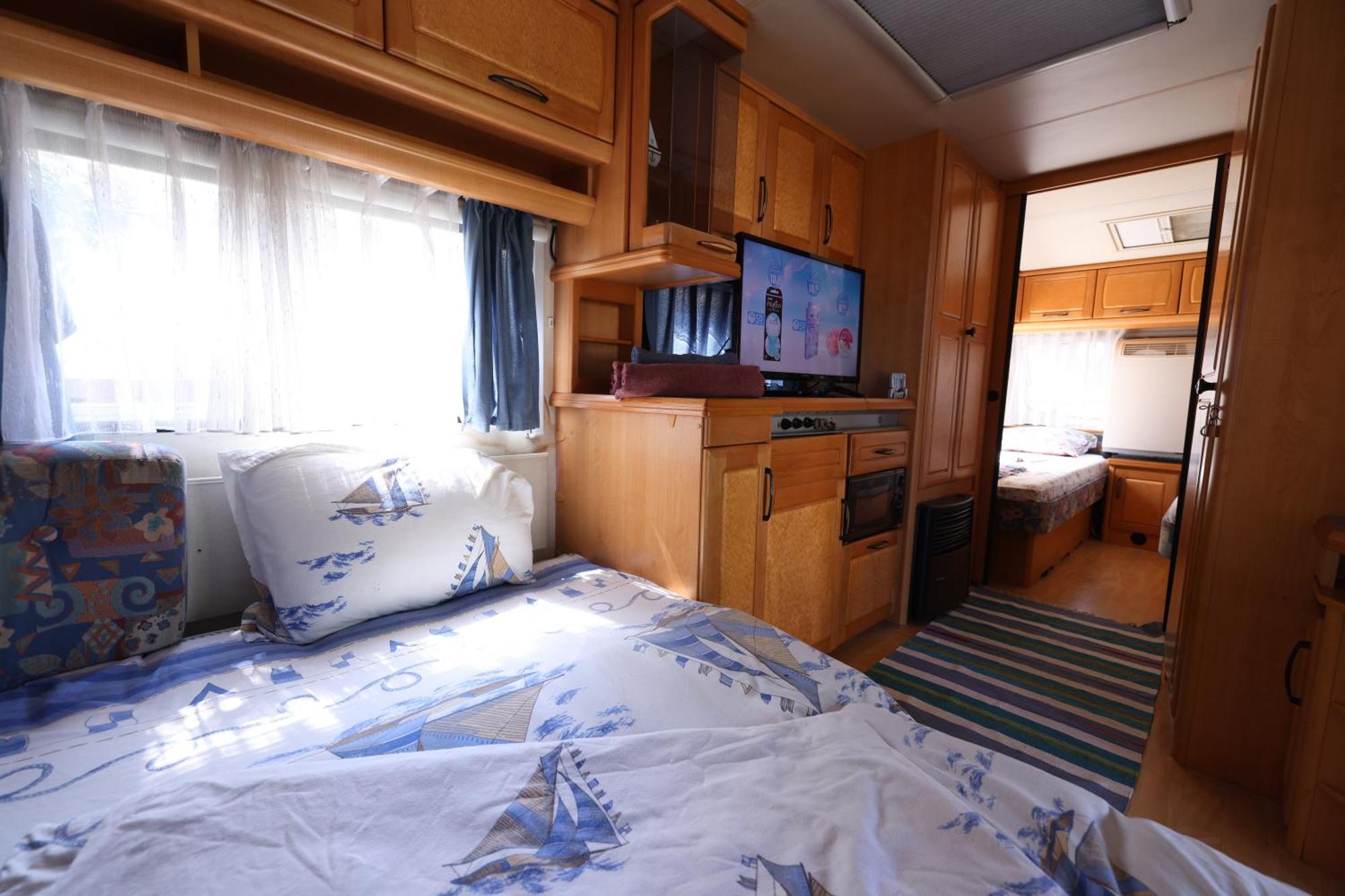 Sea Caravan On The Beach 希典 外观 照片